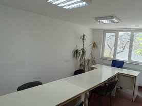 Închiriere birou