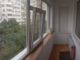 Apartament de vânzare 2 camere, în Bucuresti, zona Lujerului