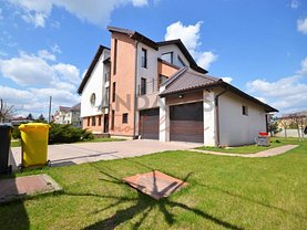 Casa de vânzare 9 camere, în Domneşti