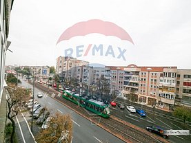 Apartament de vânzare 3 camere în Arad, Bancilor