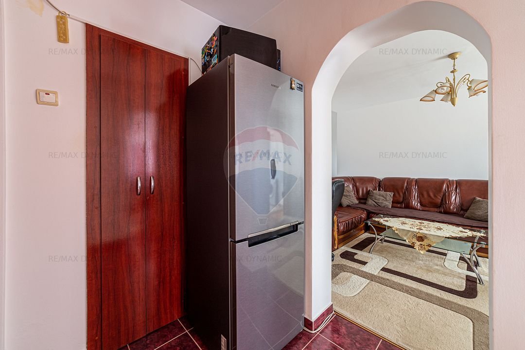 Apartament cu 4 camere de vanzare in zona Aurel Vlaicu - imaginea 12