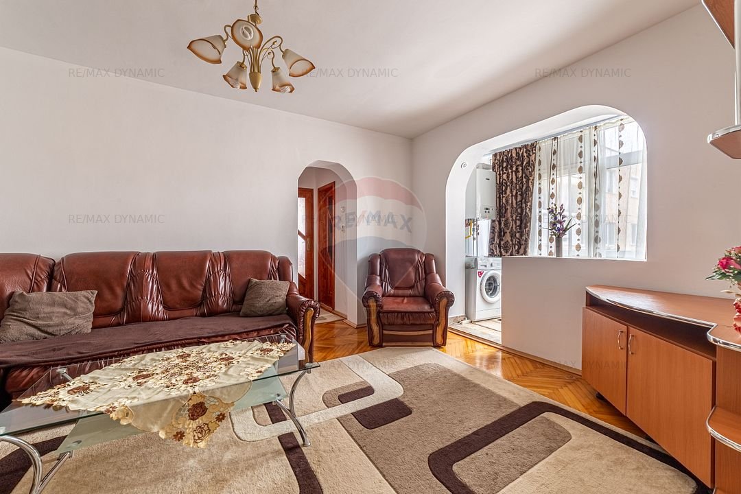 Apartament cu 4 camere de vanzare in zona Aurel Vlaicu - imaginea 4