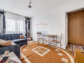 Apartament de vanzare 3 camere, în Arad, zona Aradul Nou