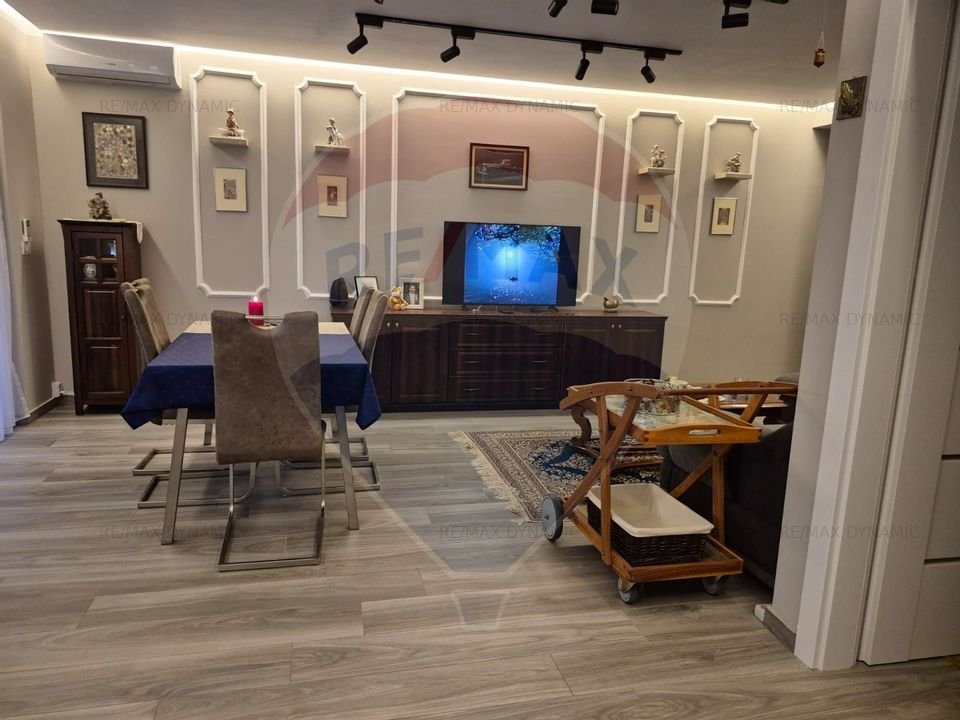 Apartament 3 camere si parcare Adora Park