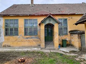 Casa de vânzare 2 camere, în Sânpetru Mare