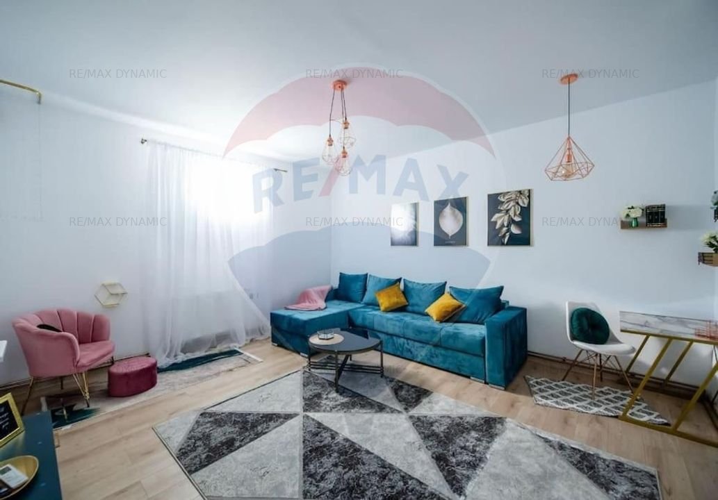 Casa cu curte si mansarda de inchiriat in Complexul Studentesc