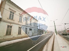Vânzare spaţiu comercial