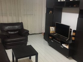 Apartament de vânzare 3 camere, în Ploieşti, zona B-dul Bucureşti