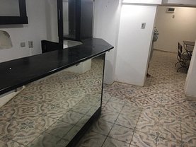 Închiriere spaţiu comercial