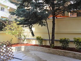 Casa de vânzare sau de închiriat 6 camere, în Bucuresti, zona Herastrau