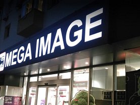Vânzare spaţiu comercial