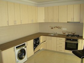 Apartament de închiriat 3 camere, în Timişoara, zona Girocului