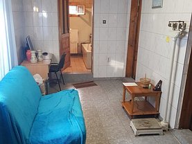 Vânzare spaţiu comercial