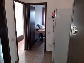 Apartament de vânzare 2 camere, în Bucuresti, zona Berceni
