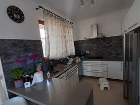Casa de vânzare 5 camere, în Popeşti-Leordeni, zona Central