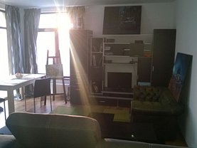 Apartament de vânzare 3 camere, în Dobroesti