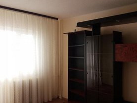 Apartament de închiriat 3 camere, în Bucuresti, zona Brancoveanu