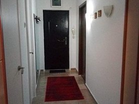 Apartament de vânzare 3 camere, în Bucuresti, zona Beller