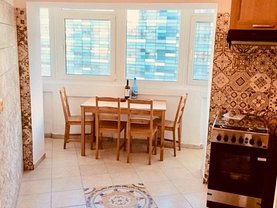 Apartament de vânzare 3 camere, în Bucuresti, zona Victoriei