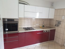 Casa de vânzare 6 camere, în Bucuresti, zona Parcul Carol