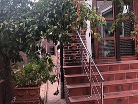 Casa de vânzare 5 camere, în Bucuresti, zona Bucurestii Noi