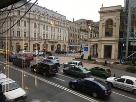 Vânzare spaţiu comercial