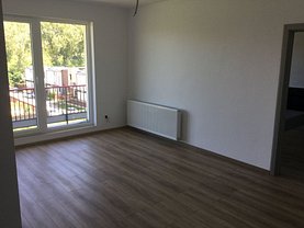 Apartament de vânzare 2 camere, în Floresti