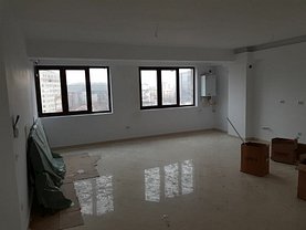 Apartament de vânzare 3 camere, în Iaşi, zona Palat