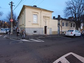 Casa de vânzare 4 camere, în Constanţa, zona Ultracentral
