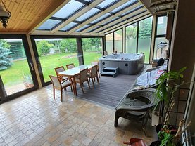 Casa de vânzare 8 camere, în Constanta, zona Km 5