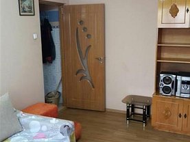 Apartament de închiriat 2 camere, în Ploiesti, zona Central