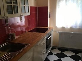 Apartament de vânzare 3 camere, în Ploiesti, zona Nord