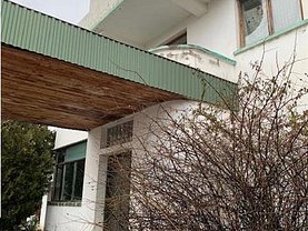 Casa de vânzare 8 camere, în Ploieşti, zona Exterior Nord