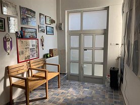 Casa de vânzare 4 camere, în Ploiesti, zona Sud