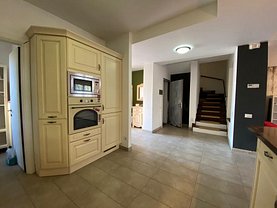 Casa de vânzare 6 camere, în Bucureşti, zona Pipera