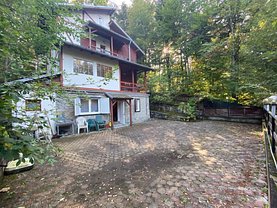 Casa 7 camere în Sinaia, Central