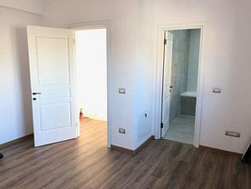 Casa de vânzare 4 camere, în Otopeni, zona Central