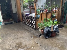 Casa de vânzare 4 camere, în Bucuresti, zona Brancoveanu
