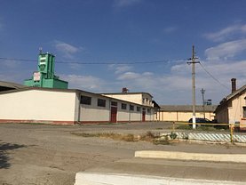 Vânzare spaţiu industrial