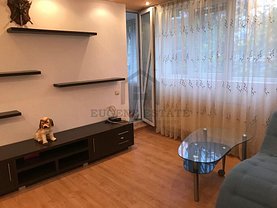 Apartament de vânzare 3 camere, în Bucuresti, zona Pajura