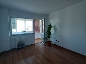 Apartament de vânzare 3 camere, în Bucureşti, zona Valea Ialomiţei