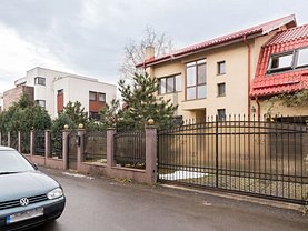 Casa de vânzare 5 camere, în Otopeni, zona Odai