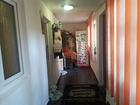 Casa de vânzare 4 camere, în Bucuresti, zona Viilor