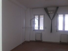 Vânzare spaţiu comercial