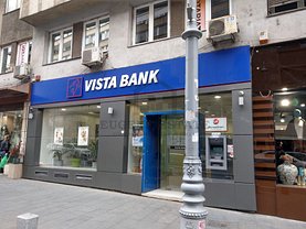 Vânzare spaţiu comercial