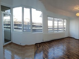Casa de vânzare 3 camere, în Bucuresti, zona Prelungirea Ghencea
