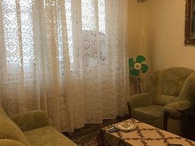 Apartament de vânzare 3 camere, în Pitesti, zona Calea Bucuresti