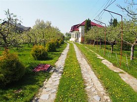 Casa de închiriat 2 camere, în Maracineni, zona Central