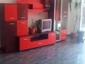 Casa de închiriat 4 camere, în Piteşti, zona Central