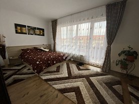 Apartament de vânzare 3 camere, în Cluj-Napoca, zona Buna Ziua